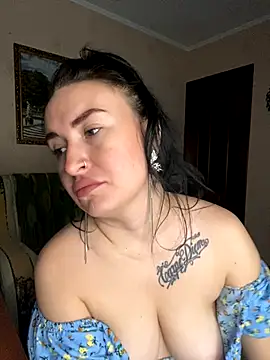 Roxana Bell online show from November 22, 2025, 11:31 am