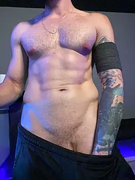 MachineDien online show from December 13, 2025, 10:48 pm