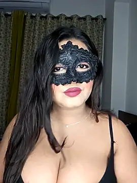 Snapshot of Blossam_07 chatting on November 26, 2025, 4:41 pm Blossam 07 online show from November 26, 2025, 4:41 pm