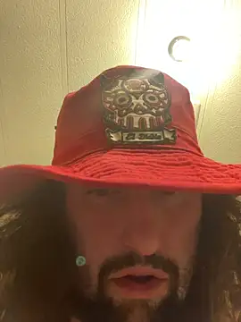 Snapshot of BobbyQ29 chatting on December 4, 2025, 2:26 pm BobbyQ29 online show from December 4, 2025, 2:26 pm