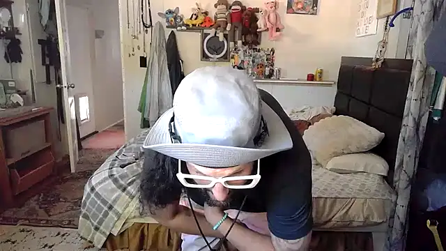 BobbyQ29 online show from April 7, 2026, 5:24 pm