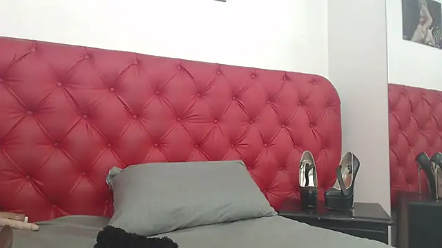 Snapshot of KhateShar chatting on February 25, 2025, 1:06 pm KhateShar online show from February 25, 2025, 1:06 pm