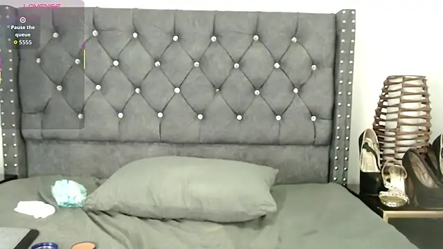 Snapshot of KhateShar chatting on November 29, 2025, 3:04 pm KhateShar online show from November 29, 2025, 3:04 pm