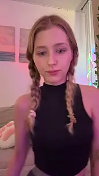 LunaRase online show from October 27, 2025, 11:03 am