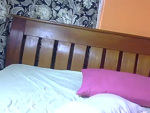 sexysandy20 online show from March 1, 2026, 1:13 pm