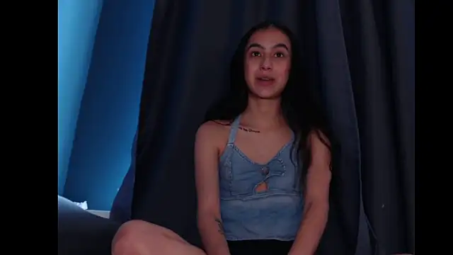 Snapshot of ValeryBaker_ chatting on October 7, 2025, 12:24 pm ValeryBaker online show from October 7, 2025, 12:24 pm