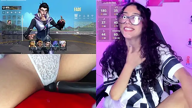 Snapshot of RossieGamer chatting on January 16, 2025, 12:34 am RossieGamer online show from January 16, 2025, 12:34 am