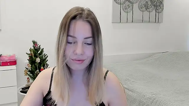 Snapshot of Mia_shy1 chatting on January 2, 2025, 8:06 am Mia shy1 online show from January 2, 2025, 8:06 am