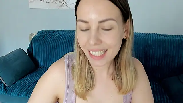 Snapshot of Mia_shy1 chatting on January 21, 2025, 10:52 am Mia shy1 online show from January 21, 2025, 10:52 am