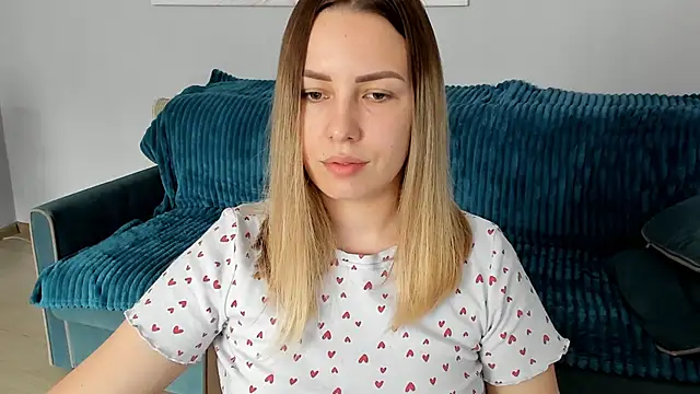 Snapshot of Mia_shy1 chatting on February 5, 2025, 10:19 am Mia shy1 online show from February 5, 2025, 10:19 am