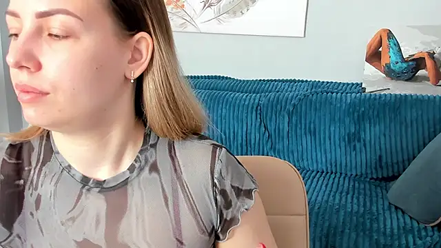 Snapshot of Mia_shy1 chatting on March 9, 2025, 6:28 am Mia shy1 online show from March 9, 2025, 6:28 am