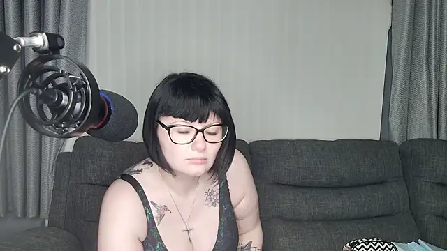 Snapshot of SquirtingIrishShannon chatting on January 20, 2025, 9:53 pm SquirtingIrishShannon online show from January 20, 2025, 9:53 pm