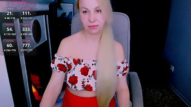 Snapshot of Anny_Jey_ chatting on February 4, 2025, 9:10 pm Anny Jey online show from February 4, 2025, 9:10 pm