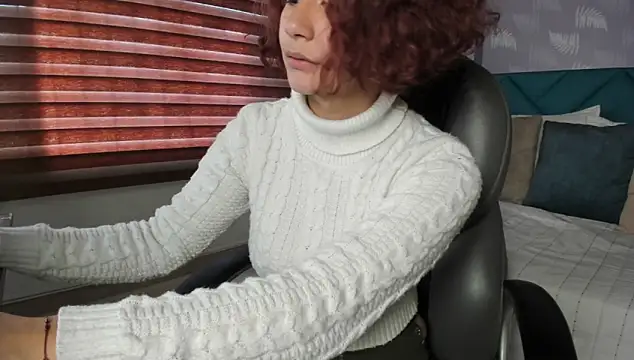 Moony 14 online show from January 10, 2025, 1:09 pm