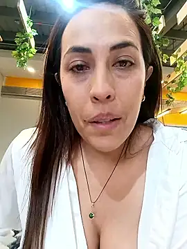 Lena-32 online show from March 6, 2026, 10:17 pm