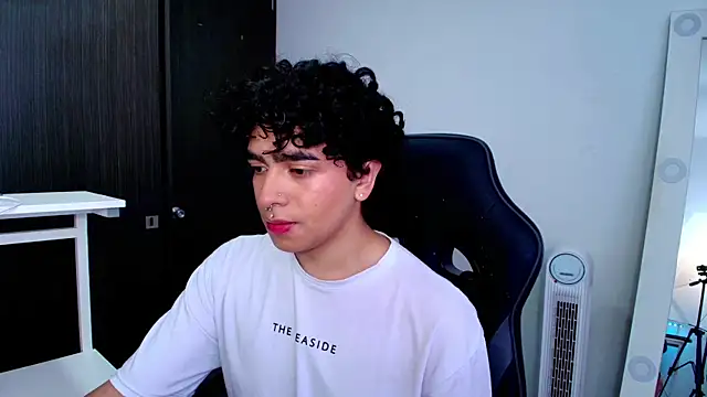  nickconnor01 online show from January 29, 2025, 5:45 pm