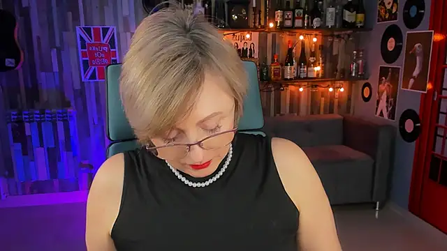 sugar vivien online show from January 19, 2025, 7:47 pm