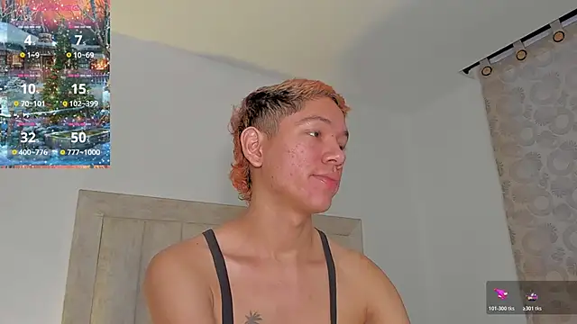 Snapshot of JulianRose_1 chatting on December 20, 2025, 11:06 am JulianRose 1 online show from December 20, 2025, 11:06 am