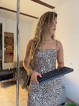 Melina-Smith online show from July 3, 2026, 8:59 pm