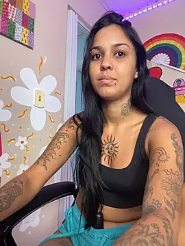 Snapshot of poliannaxx chatting on October 30, 2025, 3:02 pm poliannaxx online show from October 30, 2025, 3:02 pm