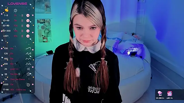 Lil Amelie online show from September 27, 2025, 2:22 pm