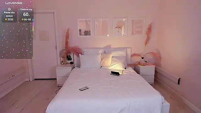 Lil Amelie online show from March 27, 2026, 8:09 am