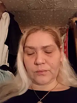 Minna Jeannie online show from December 17, 2025, 1:55 am