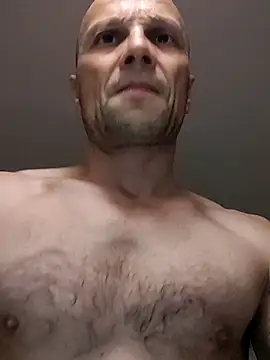 wedge75 online show from November 1, 2025, 6:10 pm