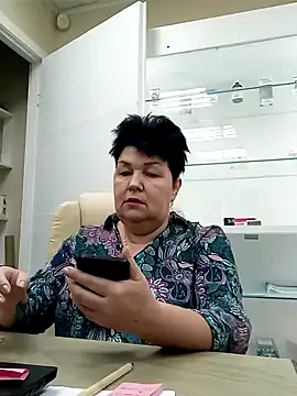 Snapshot of FantasyMichelle chatting on December 22, 2024, 6:49 am FantasyMichelle online show from December 22, 2024, 6:49 am