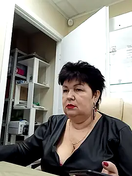 Snapshot of FantasyMichelle chatting on January 11, 2025, 6:35 am FantasyMichelle online show from January 11, 2025, 6:35 am