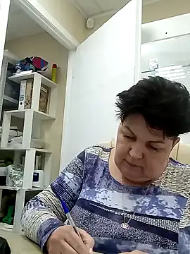 Snapshot of FantasyMichelle chatting on March 3, 2025, 12:27 pm FantasyMichelle online show from March 3, 2025, 12:27 pm