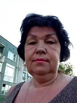 FantasyMichelle online show from June 7, 2026, 4:44 pm
