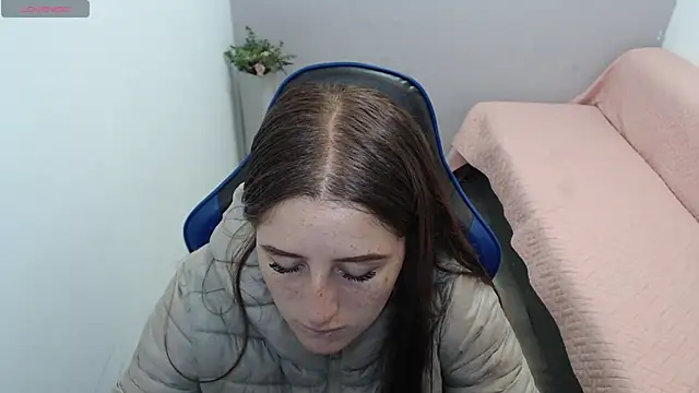 valerie diaz1 online show from February 12, 2026, 1:28 pm