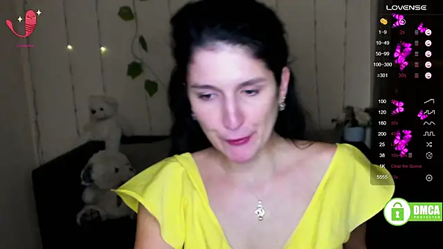 Snapshot of Alianna_Solo_Kisses chatting on February 12, 2025, 12:55 pm Alianna Solo Kisses online show from February 12, 2025, 12:55 pm