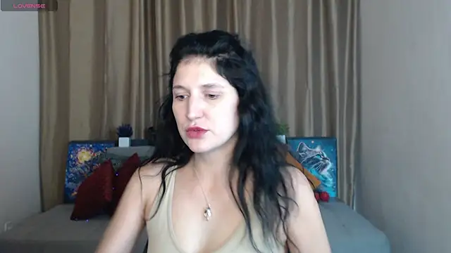 Snapshot of Alianna_Solo_Kisses chatting on March 18, 2025, 12:25 pm Alianna Solo Kisses online show from March 18, 2025, 12:25 pm