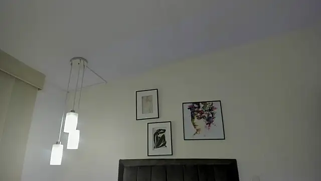 Snapshot of helen_mooree chatting on June 20, 2026, 12:52 pm helen mooree online show from June 20, 2026, 12:52 pm