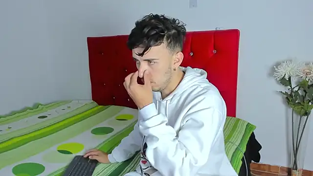 big-dicktop23 online show from February 18, 2025, 1:10 am