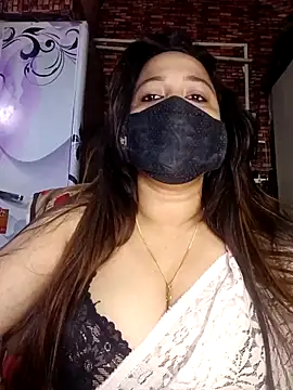 albelasummi702 online show from December 17, 2025, 1:22 am