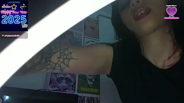 Snapshot of yourrosenrot chatting on December 15, 2025, 3:33 am yourrosenrot online show from December 15, 2025, 3:33 am