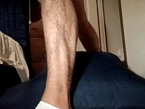 Snapshot of Amarok39 chatting on December 19, 2025, 1:40 pm Amarok39 online show from December 19, 2025, 1:40 pm