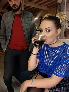 Snapshot of Jade_Emeraud chatting on February 2, 2025, 6:42 pm Jade Emeraud online show from February 2, 2025, 6:42 pm