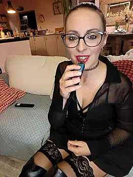 Snapshot of Jade_Emeraud chatting on March 17, 2025, 7:58 pm Jade Emeraud online show from March 17, 2025, 7:58 pm