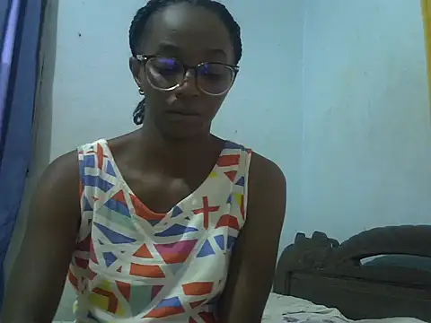 ElianeHot online show from March 15, 2026, 3:07 pm