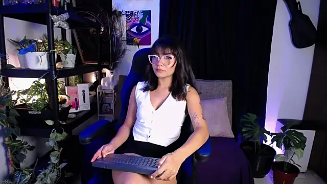 Snapshot of medusa_025 chatting on March 12, 2025, 5:35 am medusa 025 online show from March 12, 2025, 5:35 am