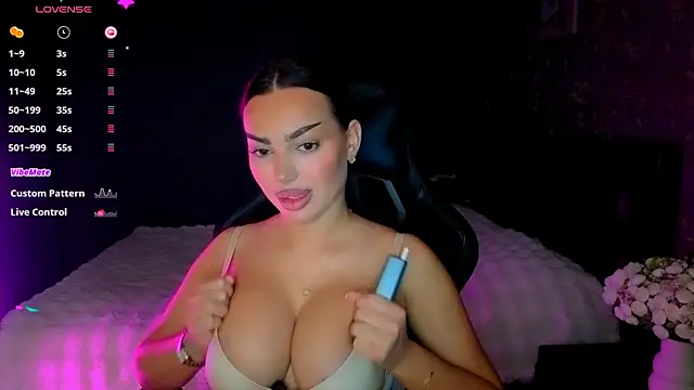 babyleilaa online show from February 23, 2026, 9:56 pm