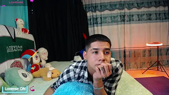 mexican cum online show from March 31, 2026, 1:29 am
