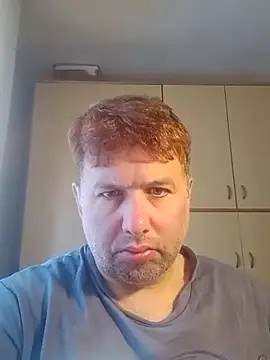 Snapshot of Olandese2682@xh chatting on May 24, 2026, 9:03 am Olandese2682xh online show from May 24, 2026, 9:03 am