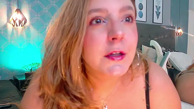 AmbarRoberts  online show from March 31, 2026, 12:27 pm