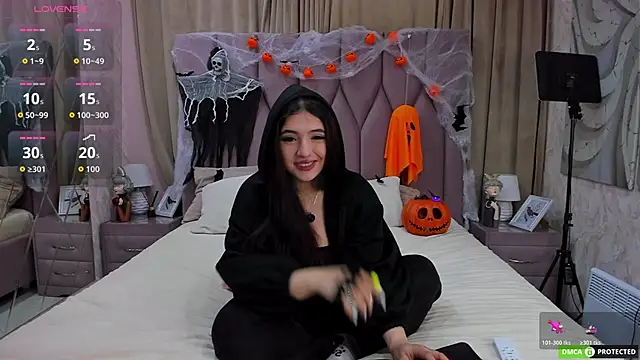 JennyFerguson online show from October 27, 2025, 3:10 am