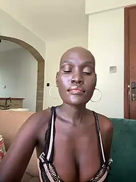 Snapshot of Foxxxyfemale chatting on July 9, 2026, 7:12 am Foxxxyfemale online show from July 9, 2026, 7:12 am